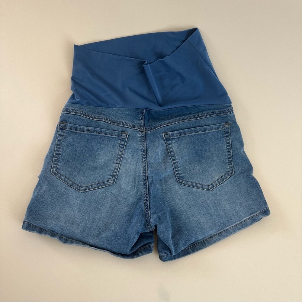 Thymes maternity shorts - Picture 2 of 3